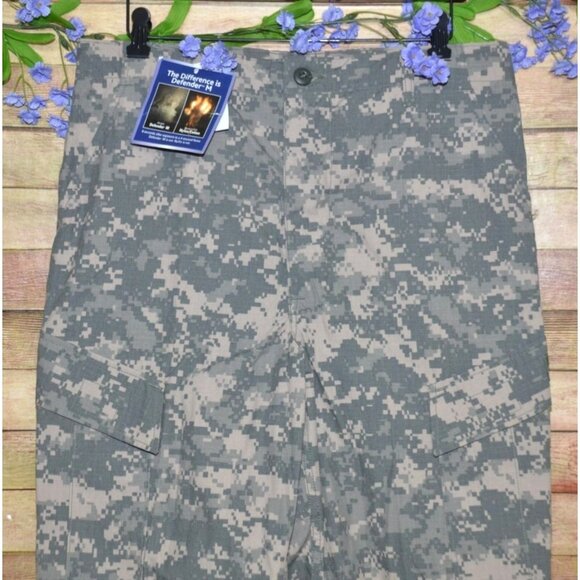 NWT Defender M Army Combat Uniform Pants Digital Camo Mens Medium Extra Long FR - Picture 2 of 13